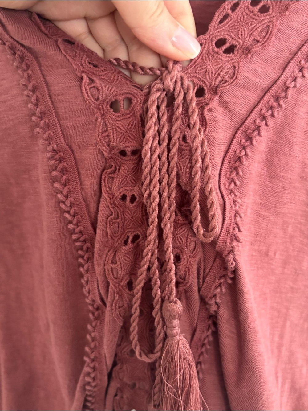 American Eagle Outfitters Long Sleeve Lace-Trim Crop Top in Wine - Picture 4 of 7